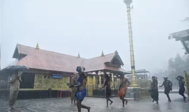 கேரளாவில் கனமழை எச்சரிக்கை... சபரிமலை பக்தர்களுக்கு தேவசம் போர்டு முக்கிய அறிவிப்பு!